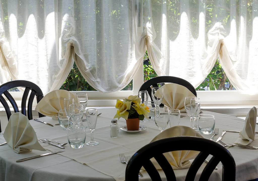 Hotel Le Ginestre Lido di Camaiore Exterior photo