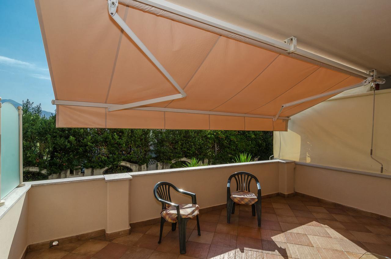 Hotel Le Ginestre Lido di Camaiore Exterior photo
